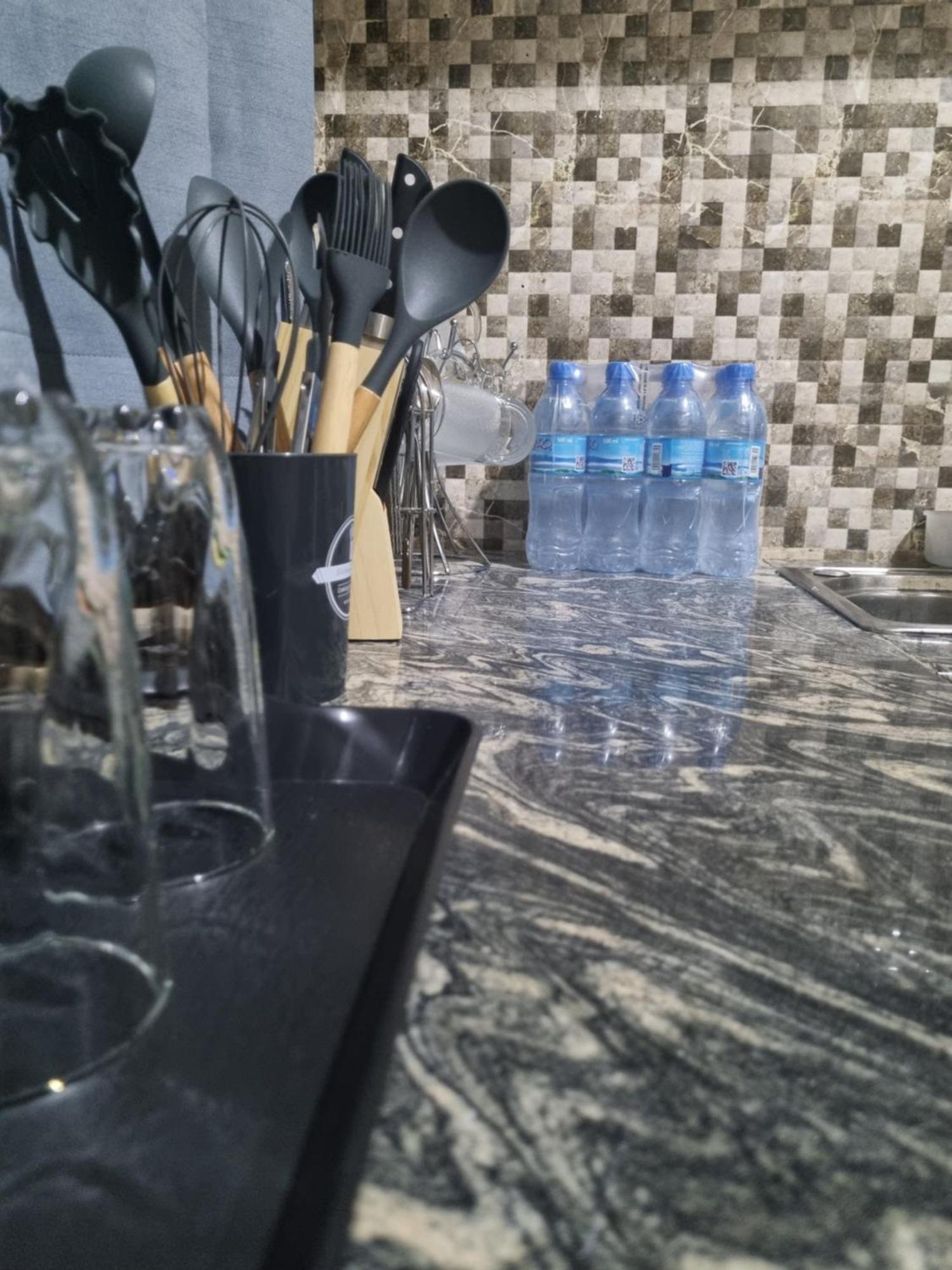 Ellyz Home Stay Moshi Buitenkant foto